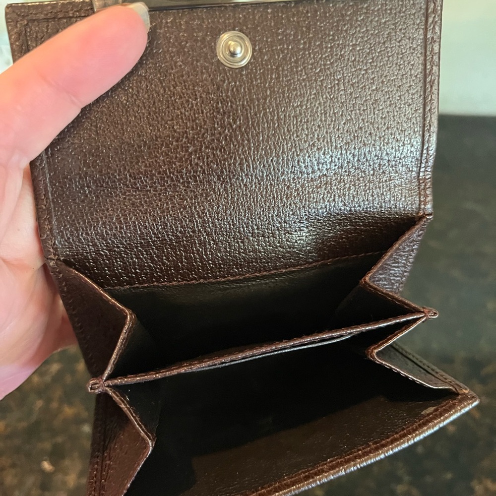 Gucci Signature Wallet - Picture 4 of 13